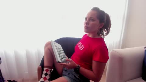 Snapshot of cheek_chic12 chatting on 01-15-25, 10:02 Regina Phalange online show from 01-15-25, 10:02