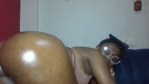 cheeky_charms online show from 12-14-25, 09:47