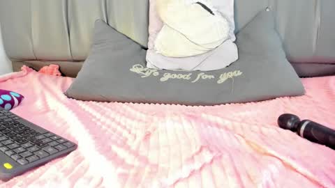 Cherlyn online show from 02-06-25, 07:51