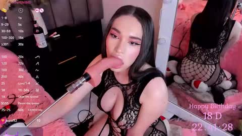 Snapshot of chelsea_bolton_ chatting on 09-24-25, 03:59 chelsea_bolton_ online show from 09-24-25, 03:59