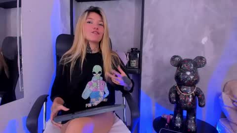 Chelsea  online show from 02-13-25, 06:59