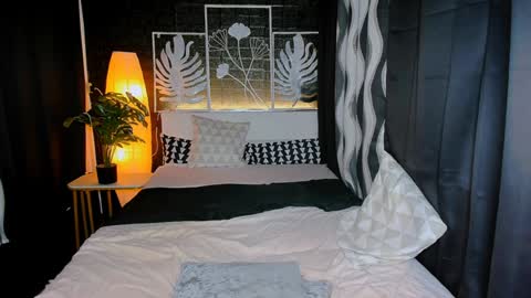 Snapshot of chelseariches chatting on 01-06-25, 04:15 Hello ur lovely Chelsea online show from 01-06-25, 04:15