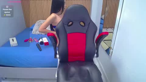 Snapshot of chelsypickman chatting on 10-02-25, 03:35  C H E L S Y online show from 10-02-25, 03:35