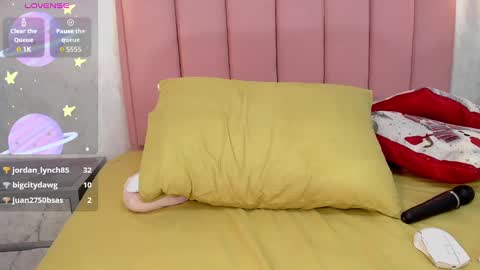 Camila  online show from 12-10-24, 07:05