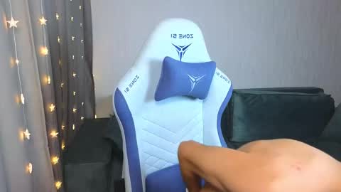 LUCASRYANPVT IS OPEN online show from 02-16-25, 04:42