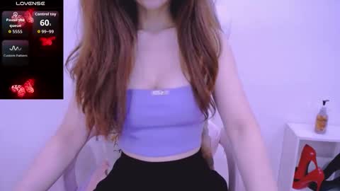 Snapshot of cherriana chatting on 11-23-25, 12:43 Cheri online show from 11-23-25, 12:43