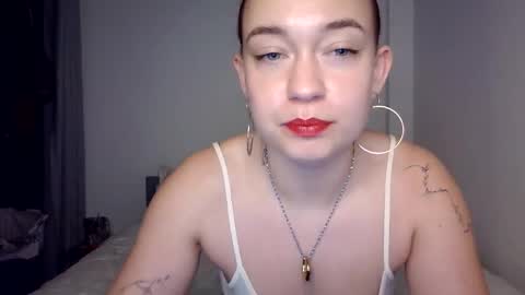 Snapshot of cherry15311 chatting on 02-23-26, 08:06 Lola Clyne online show from 02-23-26, 08:06