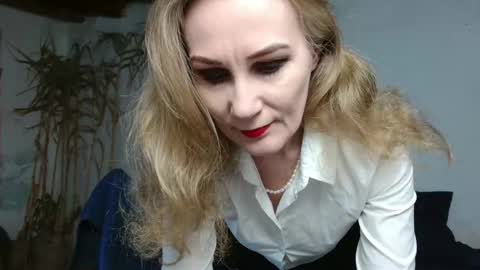 Snapshot of cherry_blossomsx chatting on 02-20-25, 02:13 thanks guys see you tomorrow online show from 02-20-25, 02:13