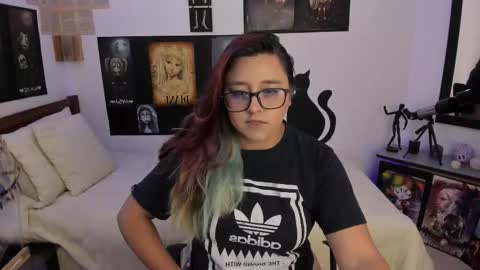 Snapshot of cherry_blushh chatting on 11-12-25, 07:46 cherry_blushh online show from 11-12-25, 07:46