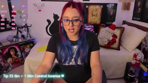 Snapshot of cherry_blushh chatting on 12-04-25, 06:27 cherry_blushh online show from 12-04-25, 06:27