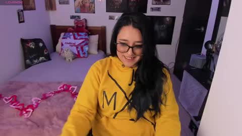 Snapshot of cherry_blushh chatting on 02-03-26, 09:42 cherry_blushh online show from 02-03-26, 09:42