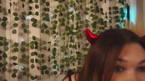 Snapshot of cherry_cheeky chatting on 11-01-25, 01:24 Di online show from 11-01-25, 01:24