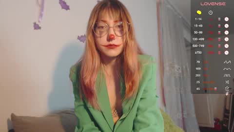 Cheryl online show from 10-31-25, 06:53