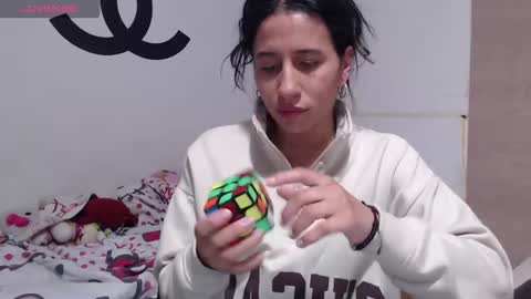 Nezumy Rey  online show from 10-13-25, 07:14