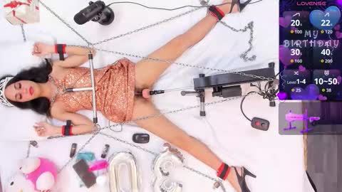 Snapshot of cherry_moon1 chatting on 10-10-25, 02:16 cherry online show from 10-10-25, 02:16