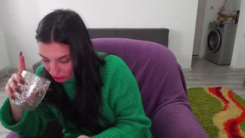 Sherry online show from 02-04-25, 08:24