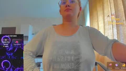 mayra online show from 10-28-25, 11:47