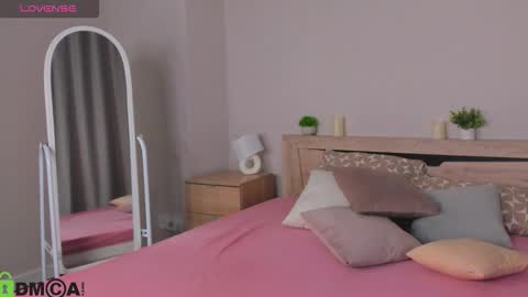 Snapshot of cherry_pr1ce chatting on 01-14-26, 11:42 cherry_pr1ce online show from 01-14-26, 11:42