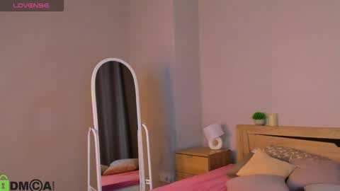 Snapshot of cherry_pr1ce chatting on 01-18-26, 12:03 cherry_pr1ce online show from 01-18-26, 12:03