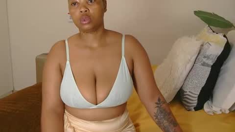 Cherrybabe online show from 12-23-24, 08:00