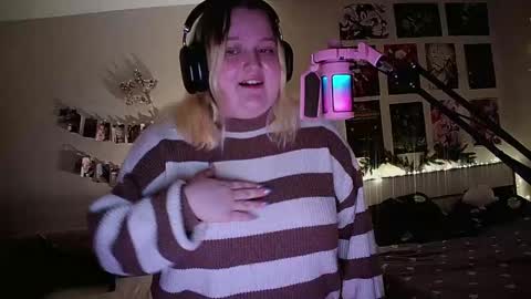 cherrybaby_0 online show from 12-30-24, 01:47