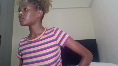 Cherryblossom2002 online show from 03-01-26, 04:09