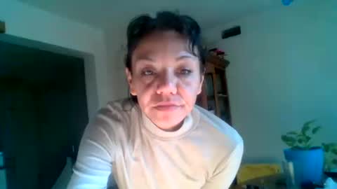 Snapshot of cherryhillss chatting on 10-15-25, 03:23 cherryhillss online show from 10-15-25, 03:23