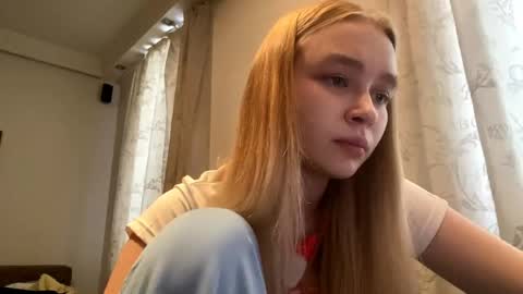 Lei online show from 04-17-26, 01:36