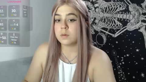 Snapshot of cherrypeach_ chatting on 10-02-25, 06:48 cherrypeach_ online show from 10-02-25, 06:48