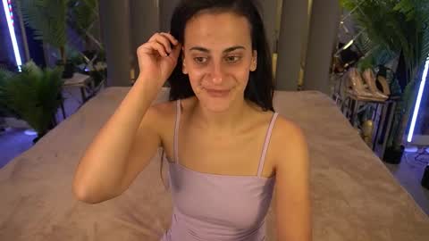 Sheri online show from 10-04-25, 01:53