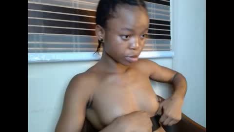 Snapshot of cherryxpussy chatting on 02-13-25, 05:54 cherryxpussy online show from 02-13-25, 05:54