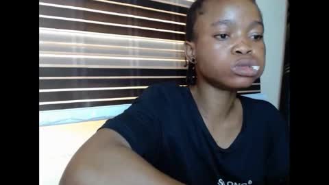 Snapshot of cherryxpussy chatting on 02-16-25, 01:05 cherryxpussy online show from 02-16-25, 01:05