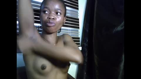 Snapshot of cherryxpussy chatting on 03-05-25, 10:11 cherryxpussy online show from 03-05-25, 10:11