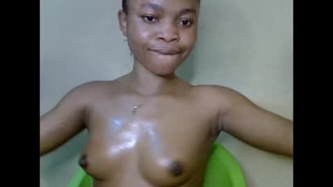 Snapshot of cherryxpussy chatting on 09-29-25, 08:13 cherryxpussy online show from 09-29-25, 08:13