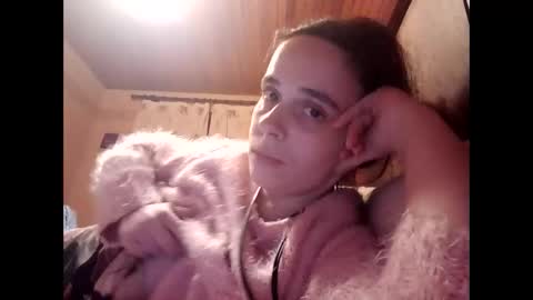 Snapshot of cherymoon89 chatting on 02-18-25, 05:21 CherryMoon online show from 02-18-25, 05:21