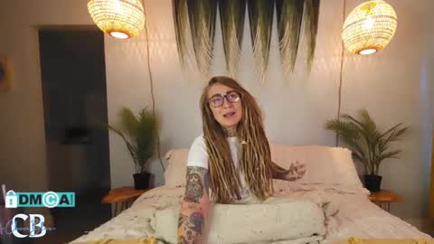 Snapshot of cheviblue chatting on 01-23-25, 02:50 Chevi Blue online show from 01-23-25, 02:50