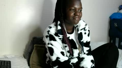 Snapshot of chichie_ chatting on 07-01-26, 07:21 chichie_ online show from 07-01-26, 07:21