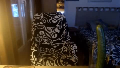 Snapshot of chicocam1983 chatting on 12-14-24, 05:14 chicocam1983 online show from 12-14-24, 05:14