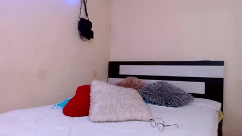  Valentina  online show from 09-08-25, 09:14