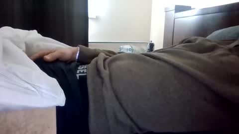 Snapshot of chiller832590 chatting on 10-15-25, 08:36 chiller832590 online show from 10-15-25, 08:36