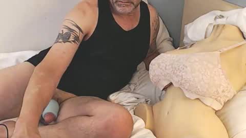 new toy online show from 11-01-25, 03:19