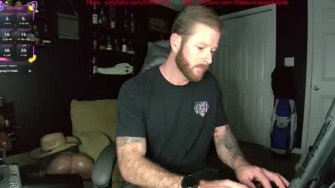 Chillinthemosttt online show from 11-21-25, 03:16