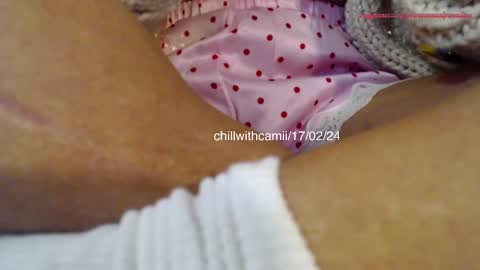 Snapshot of chillwithcamii chatting on 02-17-25, 07:21 yoursensualparadise online show from 02-17-25, 07:21