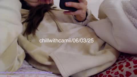 Snapshot of chillwithcamii chatting on 03-06-25, 07:10 yoursensualparadise online show from 03-06-25, 07:10