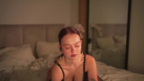 chillwithstacy online show from 10-15-25, 09:04