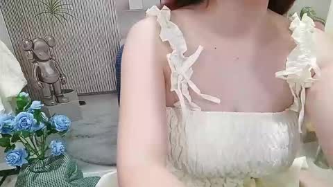 Jani online show from 10-17-25, 01:42