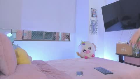 Snapshot of chloe__daviss chatting on 03-02-26, 11:11 CHLOE online show from 03-02-26, 11:11