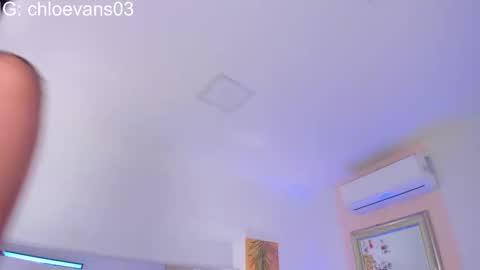 Chloe online show from 12-19-25, 11:28