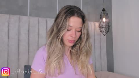 Chloe online show from 01-24-25, 05:53