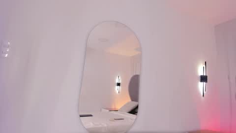 Chloe online show from 11-09-25, 01:20